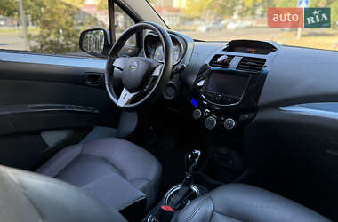 Хэтчбек Chevrolet Spark 2013 в 