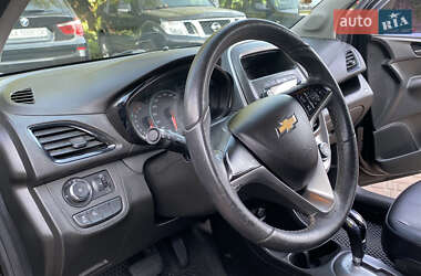 Хэтчбек Chevrolet Spark 2017 в 