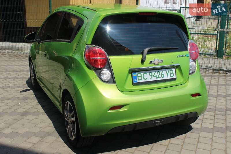 Хэтчбек Chevrolet Spark 2016 в Дрогобыче фото 10 Хэтчбек Chevrolet Spark 2016 в Дрогобыче