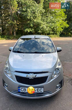 Хетчбек Chevrolet Spark 2011 в 