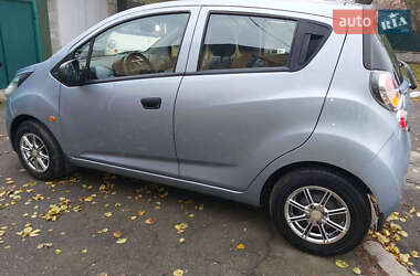 Хэтчбек Chevrolet Spark 2012 в Белой Церкви