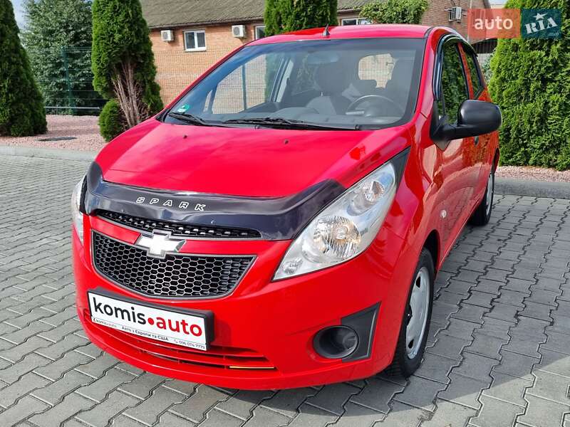 Хэтчбек Chevrolet Spark 2012 в Виннице