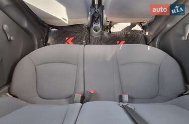 Хетчбек Chevrolet Spark 2012 в 