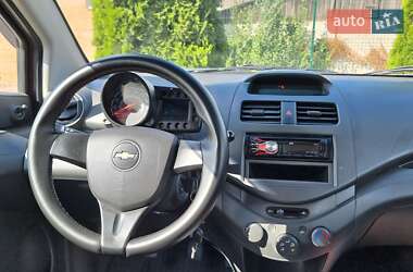 Хетчбек Chevrolet Spark 2012 в 