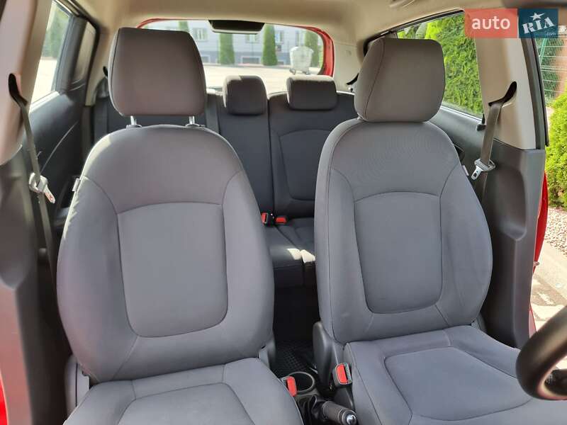 Хэтчбек Chevrolet Spark 2012 в Виннице