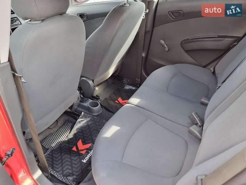 Хэтчбек Chevrolet Spark 2012 в Виннице