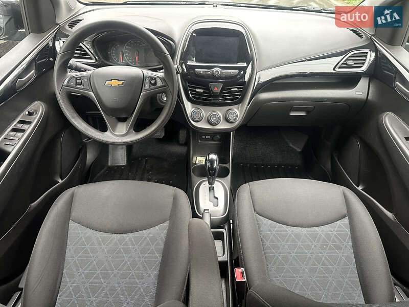 Хетчбек Chevrolet Spark 2019 в Львові