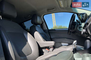 Хэтчбек Chevrolet Spark 2015 в 