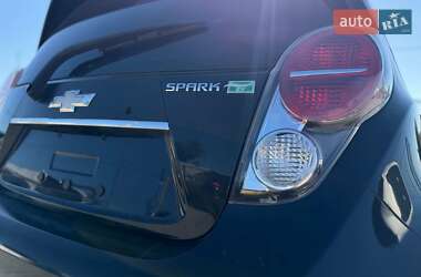 Хетчбек Chevrolet Spark 2014 в 