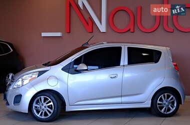 Хетчбек Chevrolet Spark 2015 в 
