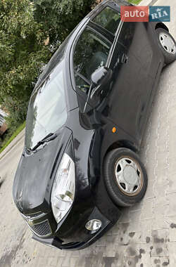 Хэтчбек Chevrolet Spark 2011 в Черновцах