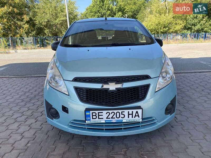 Хэтчбек Chevrolet Spark 2010 в Николаеве