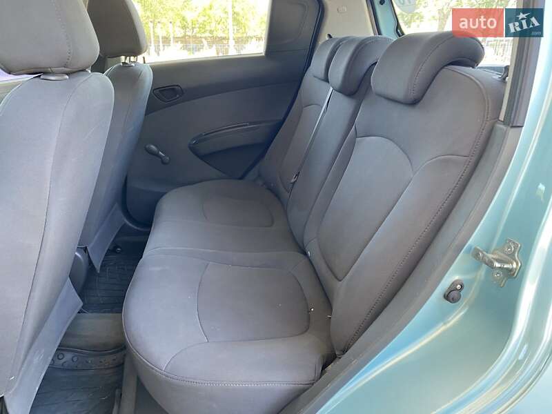Хэтчбек Chevrolet Spark 2010 в Николаеве
