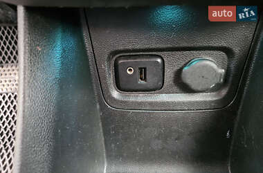 Хэтчбек Chevrolet Spark 2017 в 
