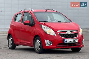 Хэтчбек Chevrolet Spark 2010 в 