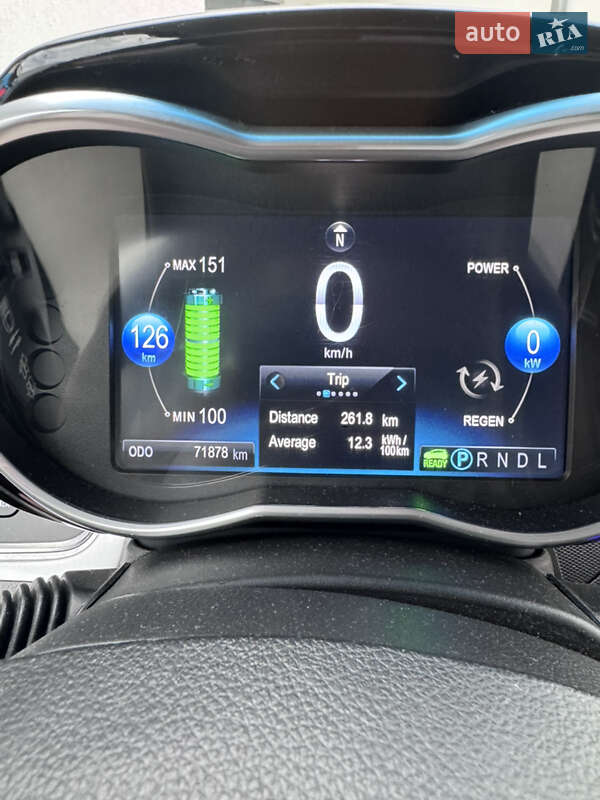 Хетчбек Chevrolet Spark 2014 в Рівному