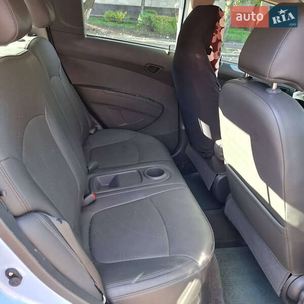 Хетчбек Chevrolet Spark 2013 в Києві фото 14 Хетчбек Chevrolet Spark 2013 в Києві