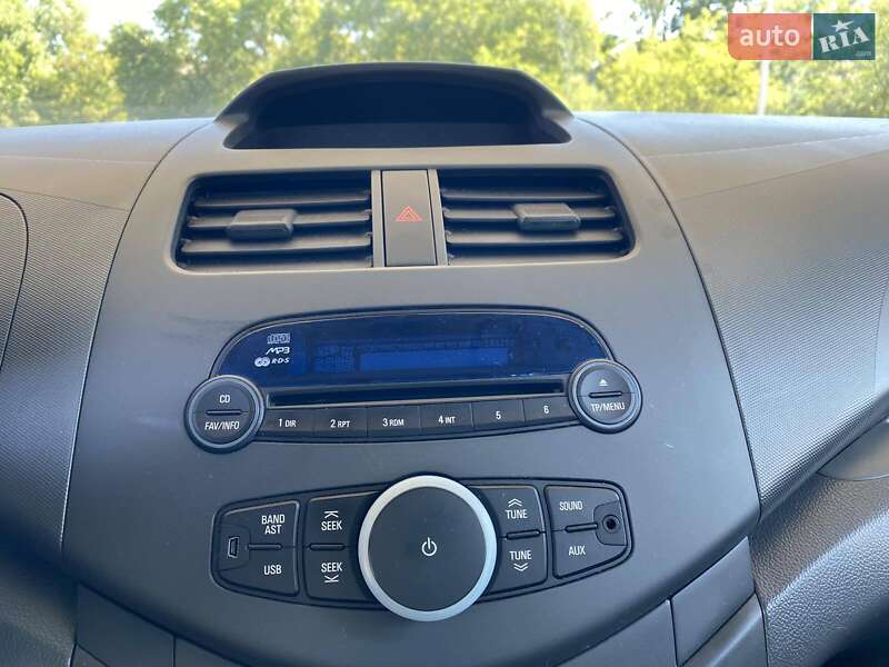 Хетчбек Chevrolet Spark 2010 в Миколаєві