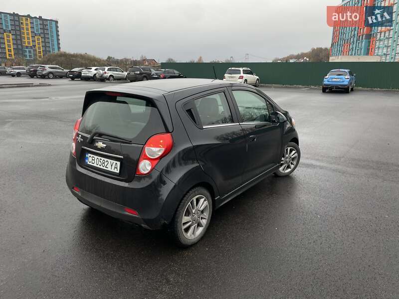 Хэтчбек Chevrolet Spark 2016 в Чернигове фото 5 Хэтчбек Chevrolet Spark 2016 в Чернигове