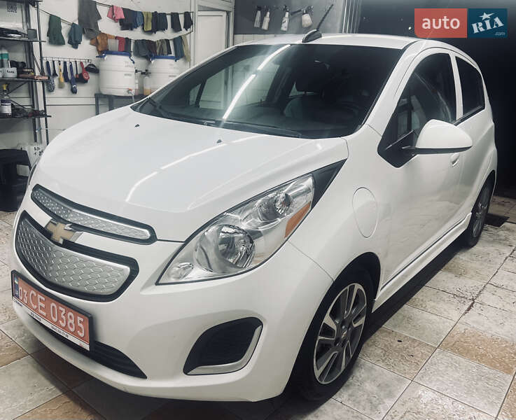 Chevrolet Spark 2015