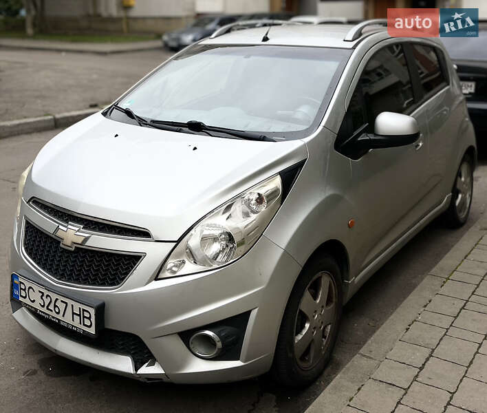 Хетчбек Chevrolet Spark 2011 в Львові фото 4 Хетчбек Chevrolet Spark 2011 в Львові