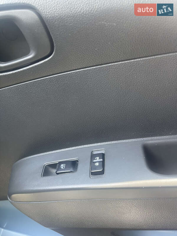 Хэтчбек Chevrolet Spark 2013 в Одессе