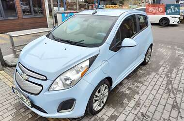 Хетчбек Chevrolet Spark 2013 в Києві