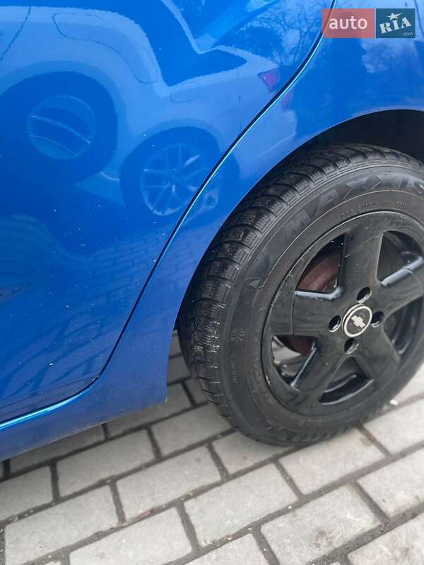 Хэтчбек Chevrolet Spark 2010 в Ивано-Франковске