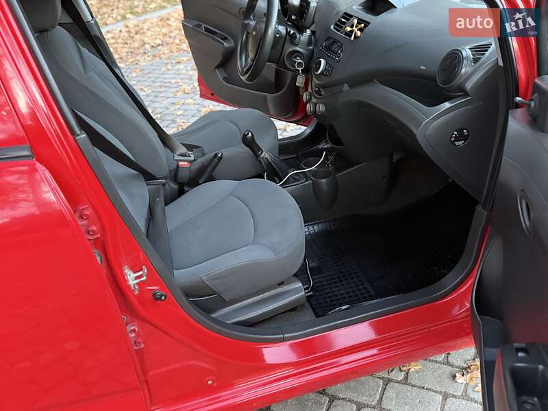 Хэтчбек Chevrolet Spark 2011 в Львове фото 44 Хэтчбек Chevrolet Spark 2011 в Львове