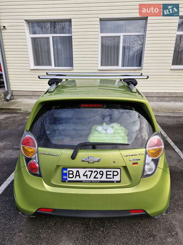 Хетчбек Chevrolet Spark 2010 в Світловодську