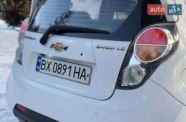 Хетчбек Chevrolet Spark 2012 в Нетішині
