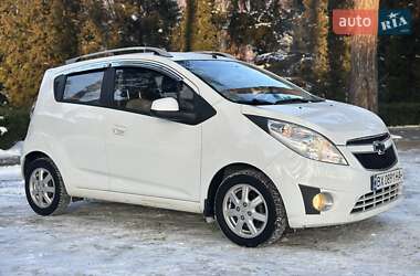 Хетчбек Chevrolet Spark 2012 в Нетішині