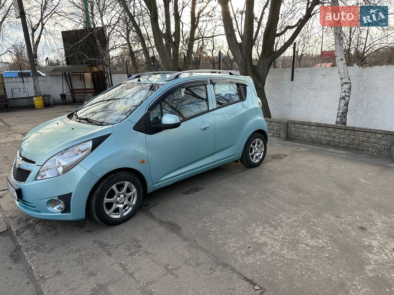 Хэтчбек Chevrolet Spark 2010 в Павлограде фото 3 Хэтчбек Chevrolet Spark 2010 в Павлограде