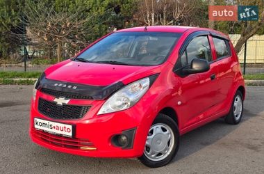 Хетчбек Chevrolet Spark 2012 в Хмельницькому
