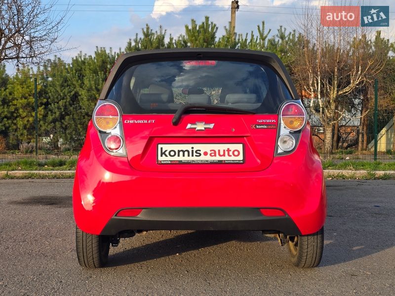 Хэтчбек Chevrolet Spark 2012 в Хмельницком
