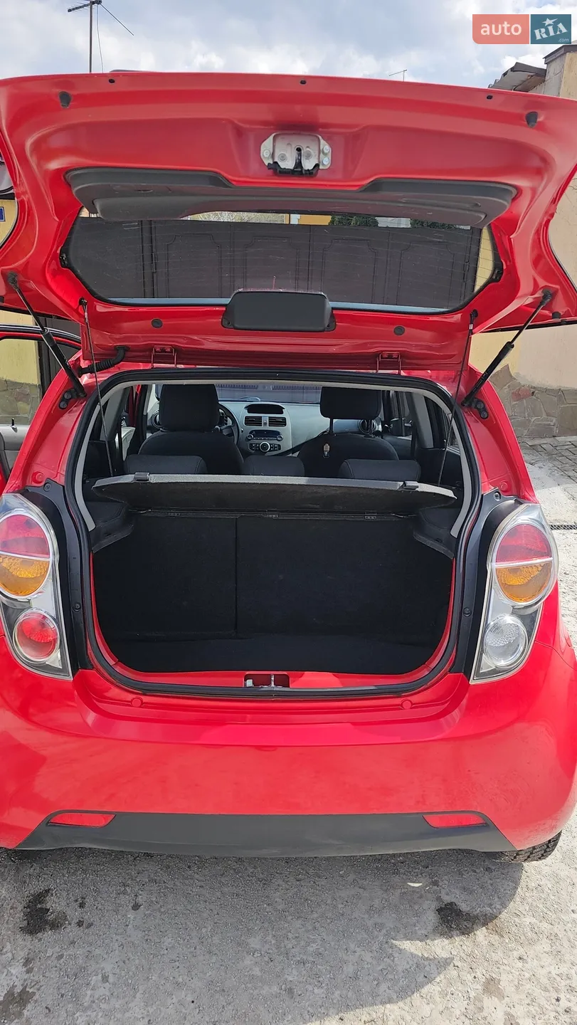 2011 Chevrolet Spark - мініатюра 11