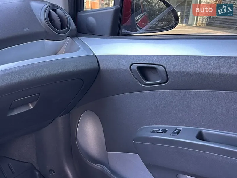 Chevrolet Spark 2016 VIN KL8CL6S09GC639788 фото оголошення 16 з 55