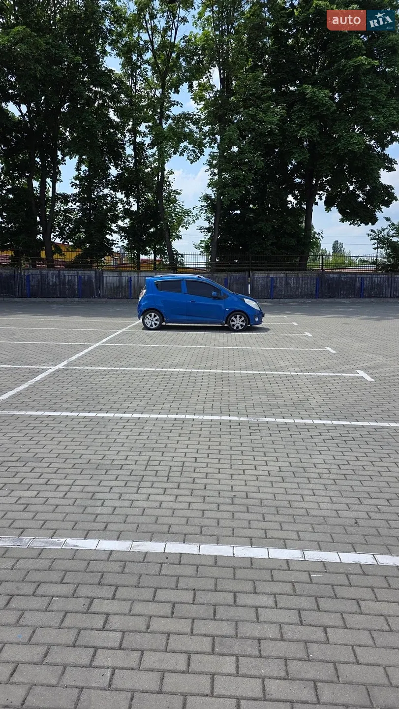 2010 Chevrolet Spark - мініатюра 3