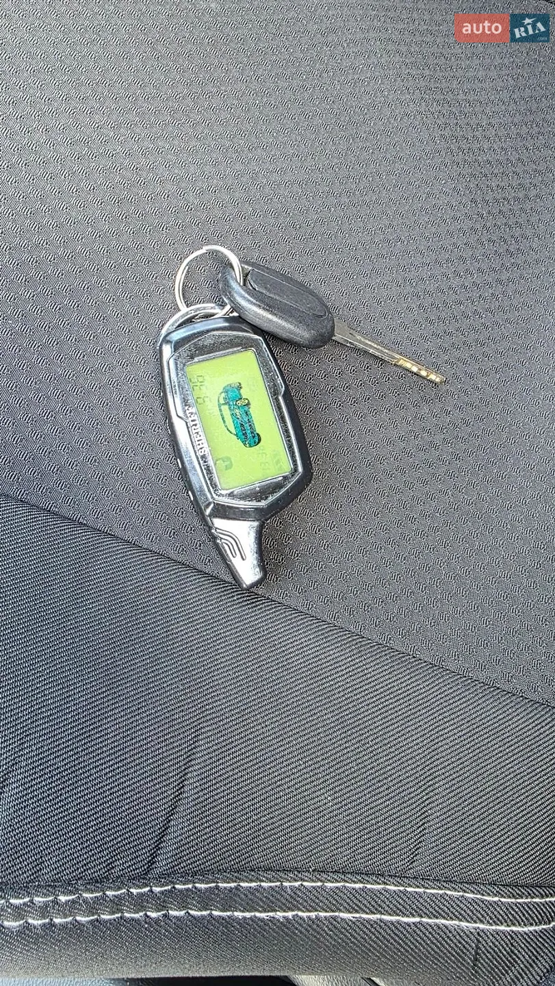2010 Chevrolet Spark - мініатюра 14