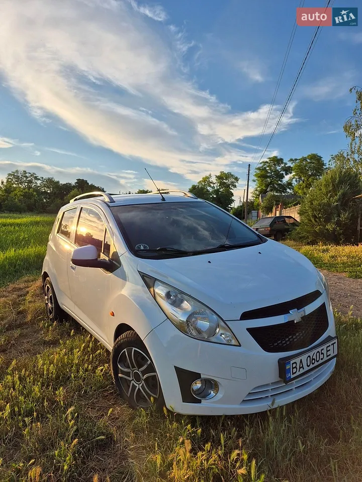 2010 Chevrolet Spark - мініатюра 15