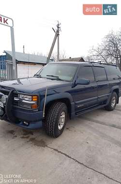 Внедорожник / Кроссовер Chevrolet Suburban 1998 в Подольске