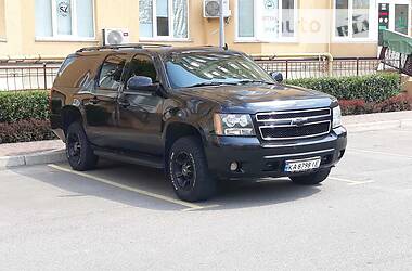 Позашляховик / Кросовер Chevrolet Suburban 2007 в 