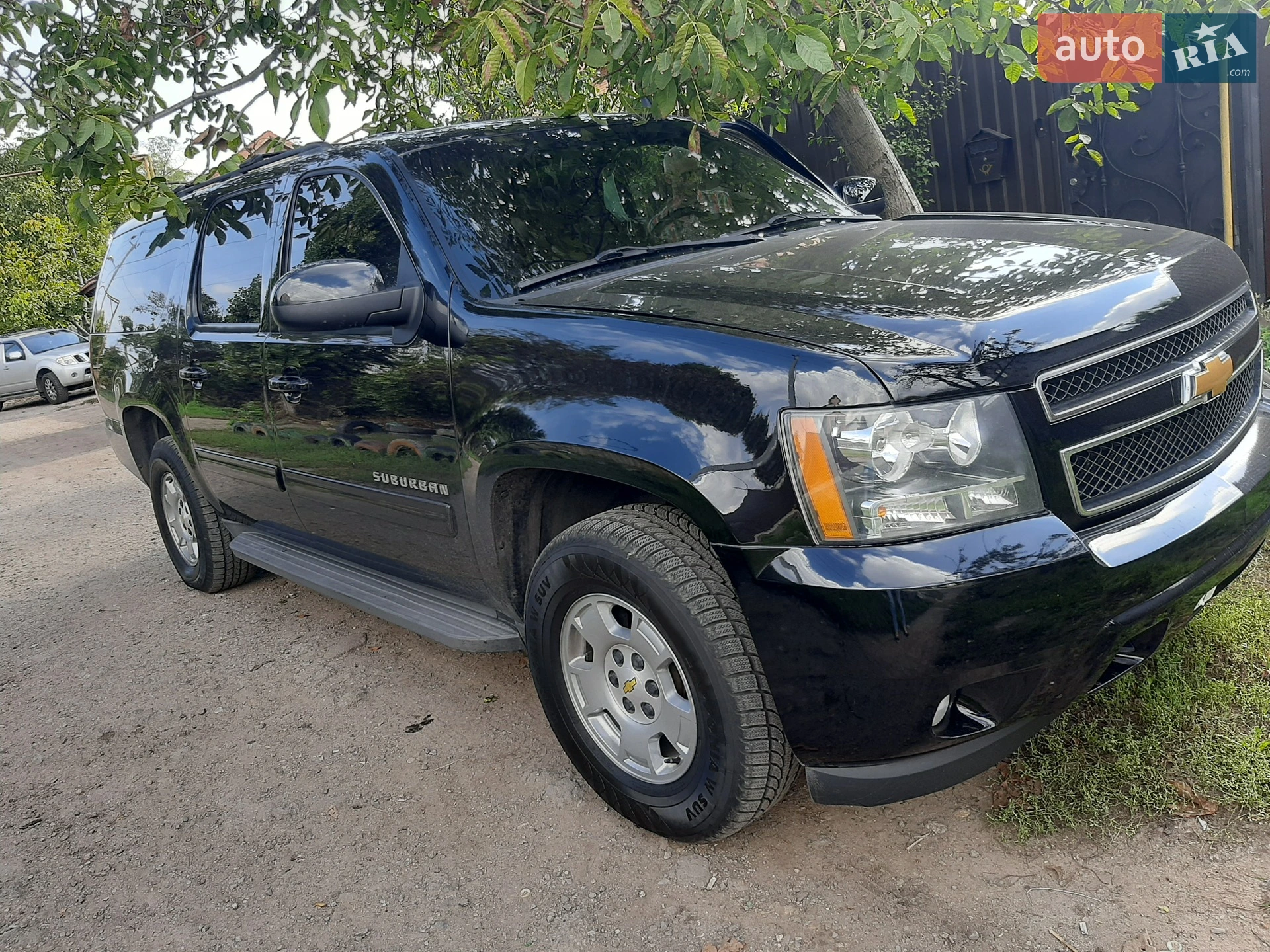 2012 Chevrolet Suburban - мініатюра 2