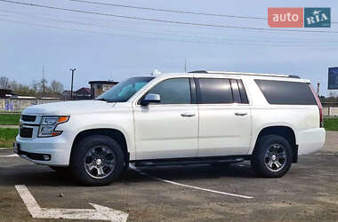 Внедорожник / Кроссовер Chevrolet Suburban 2017 в Киеве