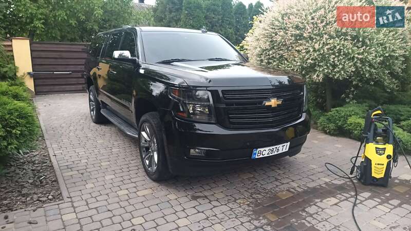 Позашляховик / Кросовер Chevrolet Suburban 2015 в Львові