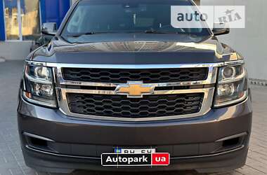 Внедорожник / Кроссовер Chevrolet Suburban 2016 в Одессе