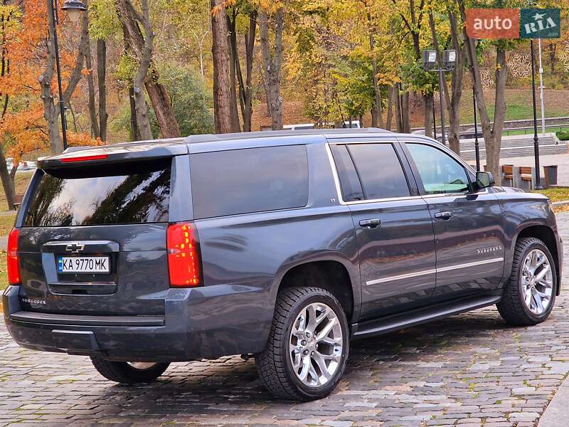 Внедорожник / Кроссовер Chevrolet Suburban 2018 в Киеве