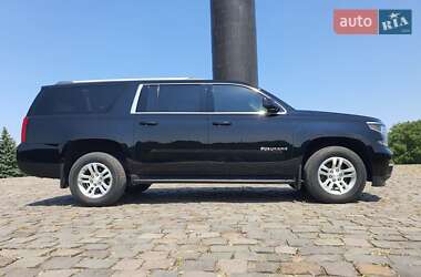 Позашляховик / Кросовер Chevrolet Suburban 2016 в Житомирі