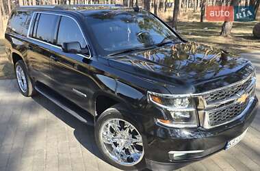 Внедорожник / Кроссовер Chevrolet Suburban 2016 в 
