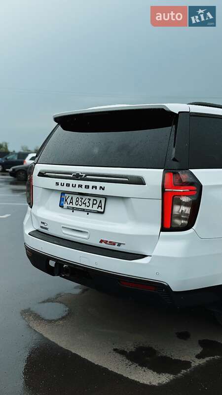 Позашляховик / Кросовер Chevrolet Suburban 2022 в Києві